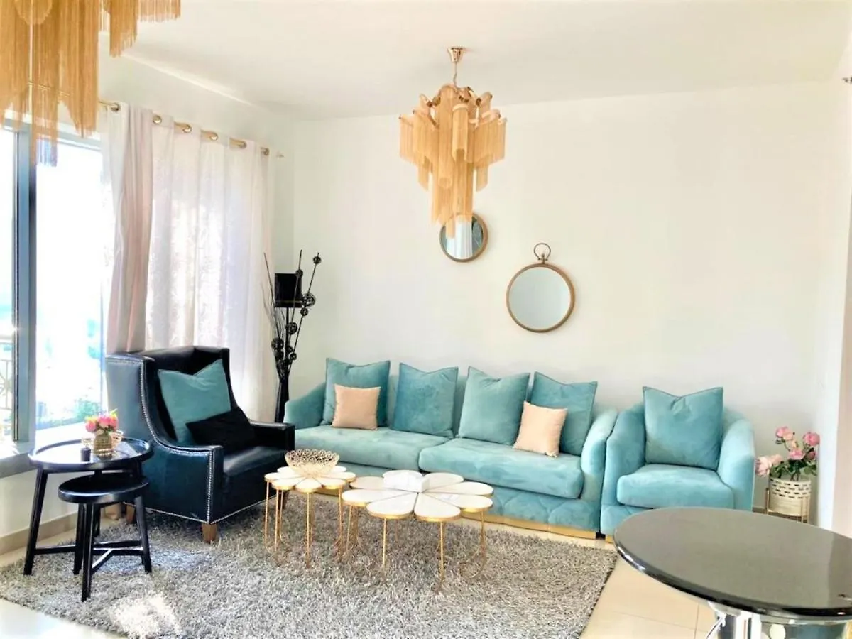 Stunning Downtown Apartment With Balcony Dubai